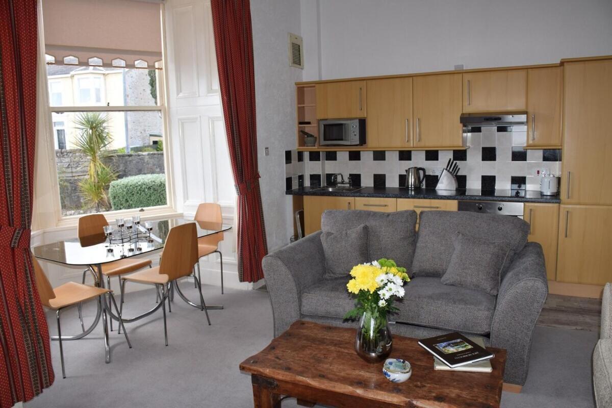 One Marine Place Port Bannatyne Chambre photo